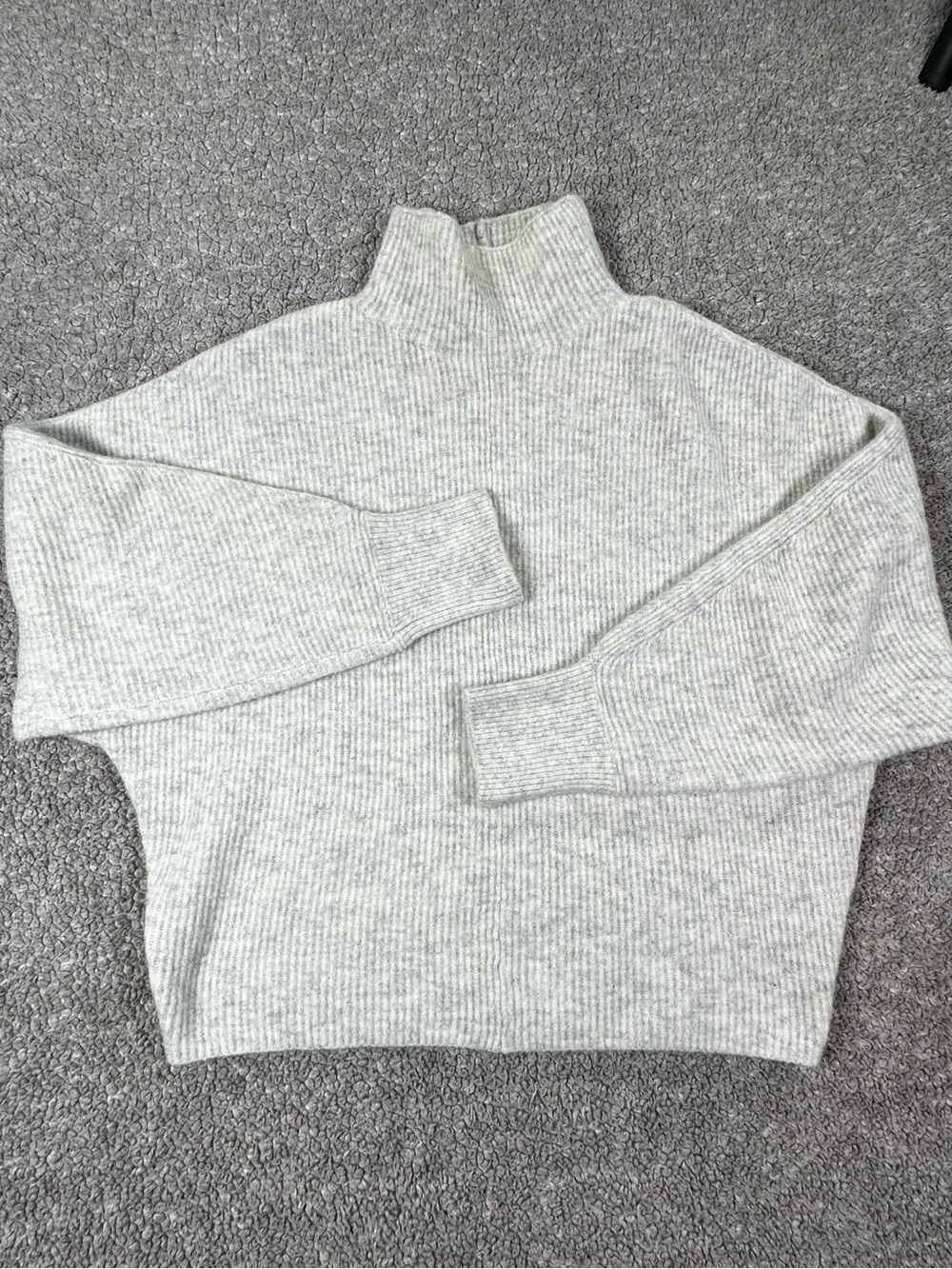 CONTEMPORAINE PAR SIMONS Gray Ribbed Mock Neck Knit Sweater Women’s Size M - Picture 2 of 8